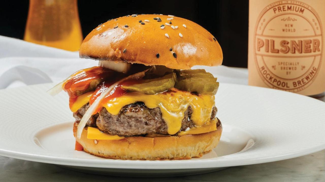 Готель Crown Towers Мельбурн Екстер'єр фото A cheeseburger